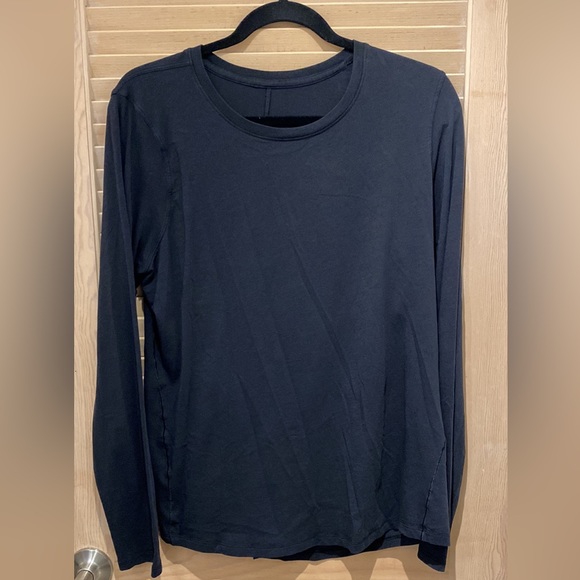 NWOT lululemon The fundamental long sleeve mens medium - Picture 1 of 4